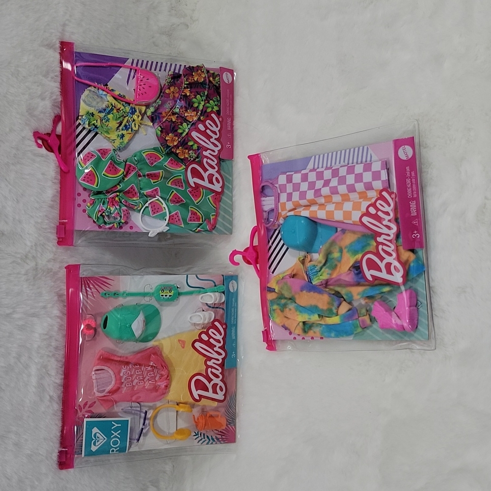Barbie Clothes Mattel 3 Sets (One Set Roxy)